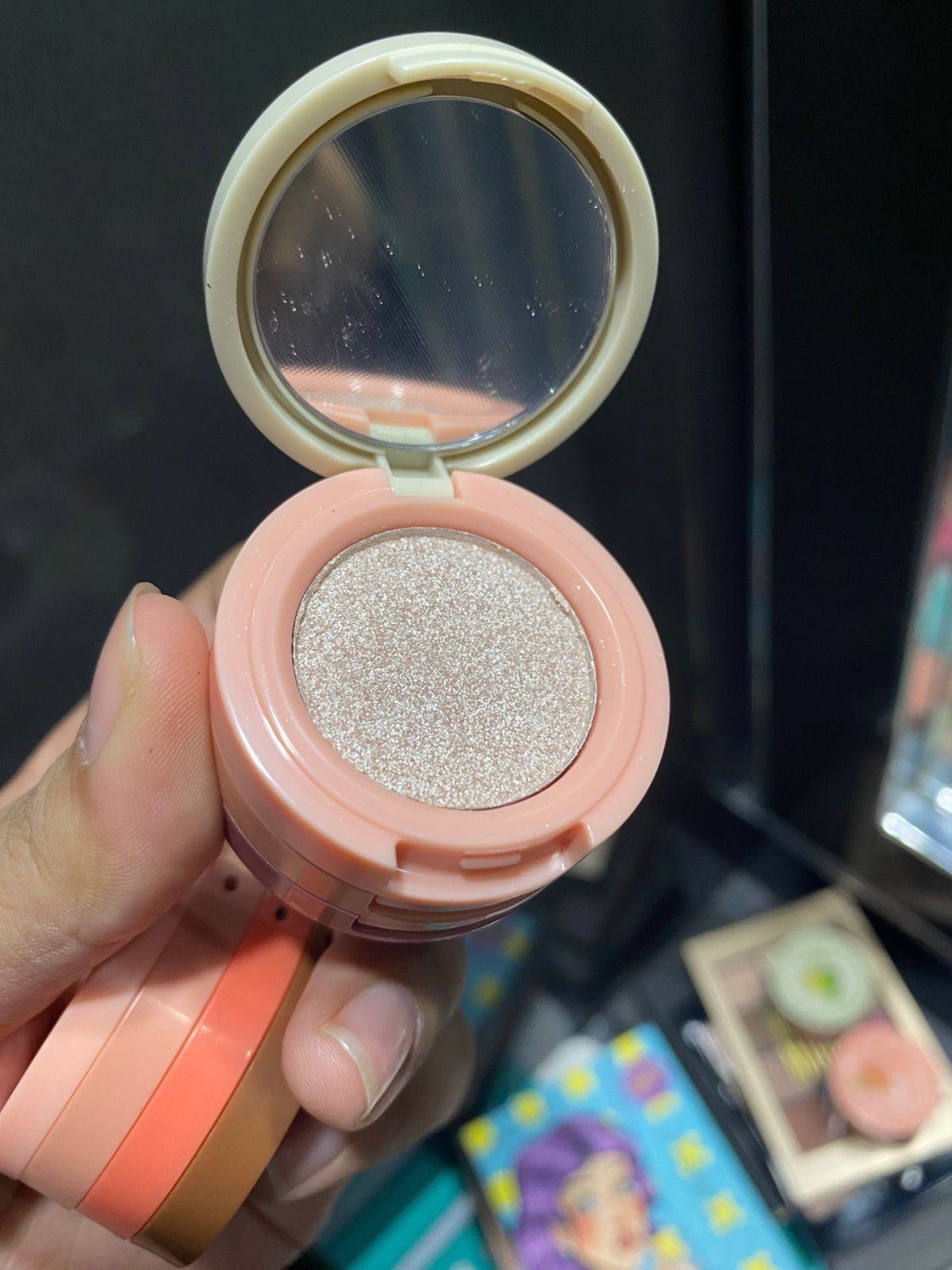 3 in 1 Mini Blusher + Highlighter Eyeshadow Pallet